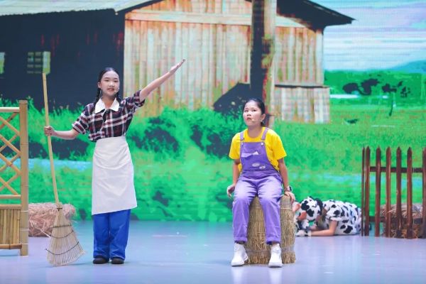 光明戏剧娃登国家级青少年戏剧平台倾情飙戏
