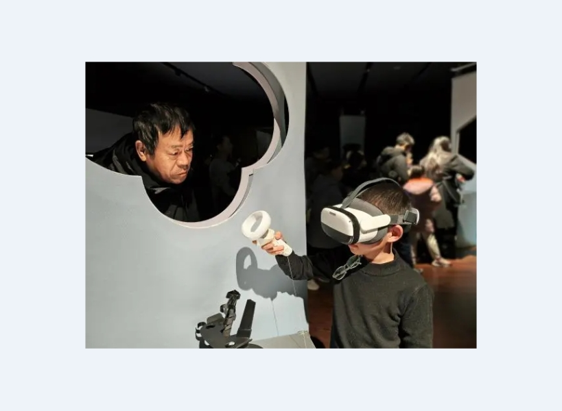 曹海峰《好奇》