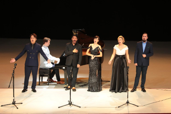 国际声乐盛宴点亮光明，中外歌声架起文化交流之桥